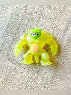 🎒3/$20🎒Moose Toys Goo Jit Zu Stretchy Squishy Toy